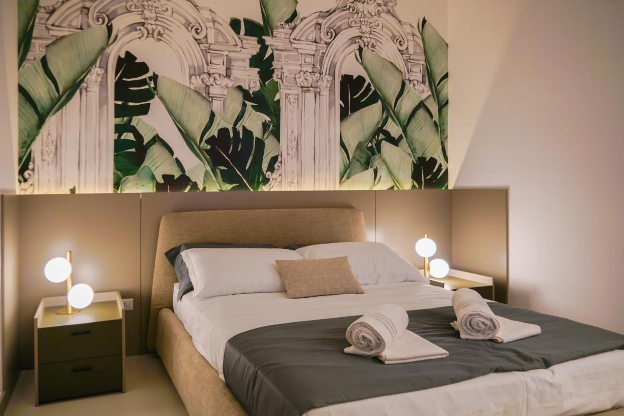 Fepa Place Design Apartments เนเปิลส์ ภายนอก รูปภาพ