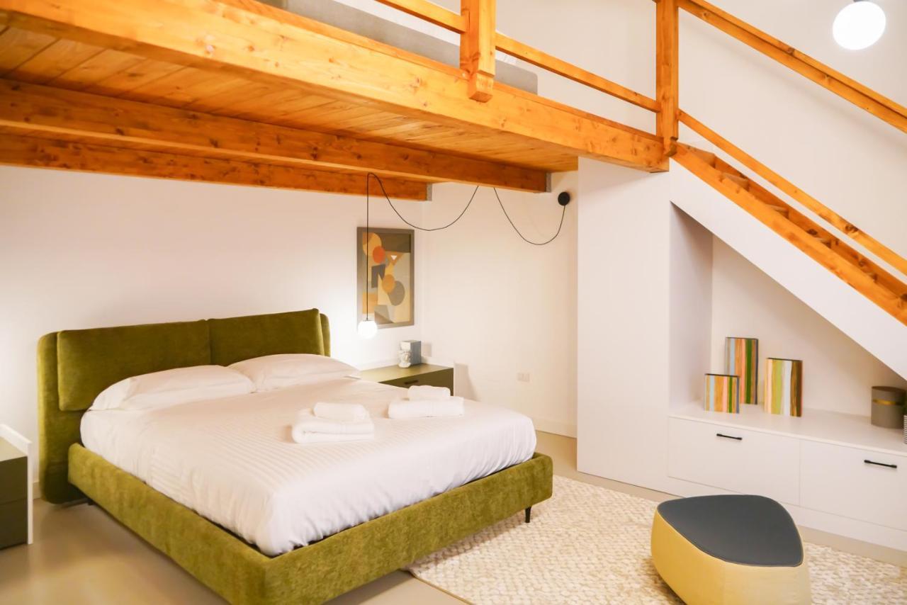 Fepa Place Design Apartments เนเปิลส์ ภายนอก รูปภาพ