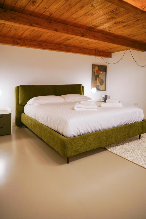 Fepa Place Design Apartments เนเปิลส์ ภายนอก รูปภาพ